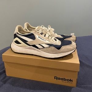 Reebok Classics | Men’s Size 11 | Good Condition